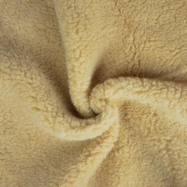 Tumbled wool fur